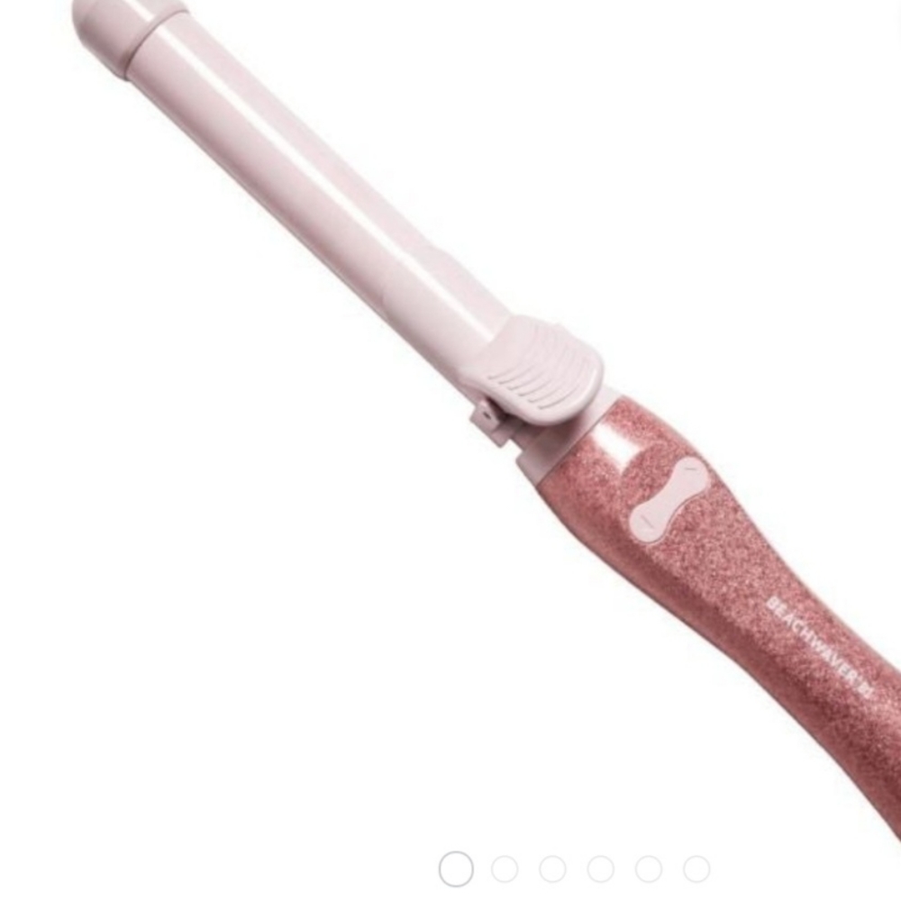 Beachwaver hair curler